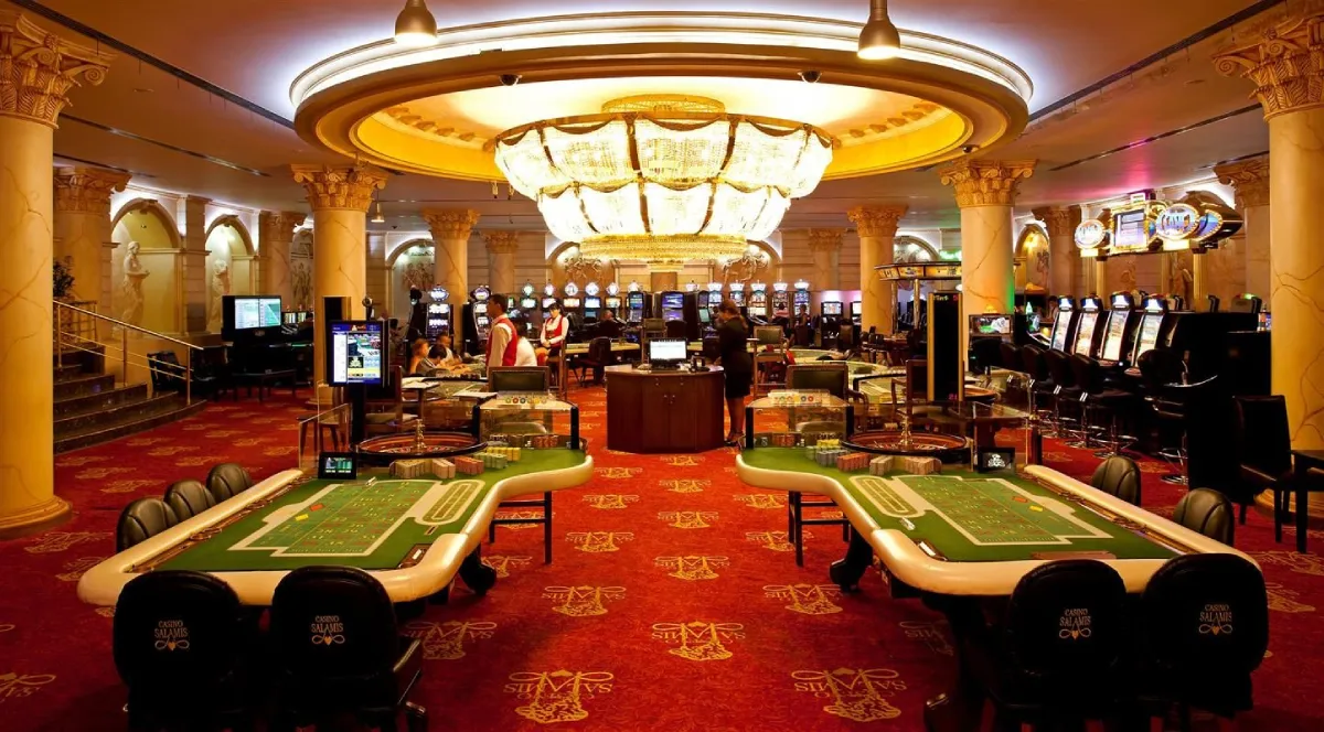 کازینو سالامیس (Salamis Casino)
